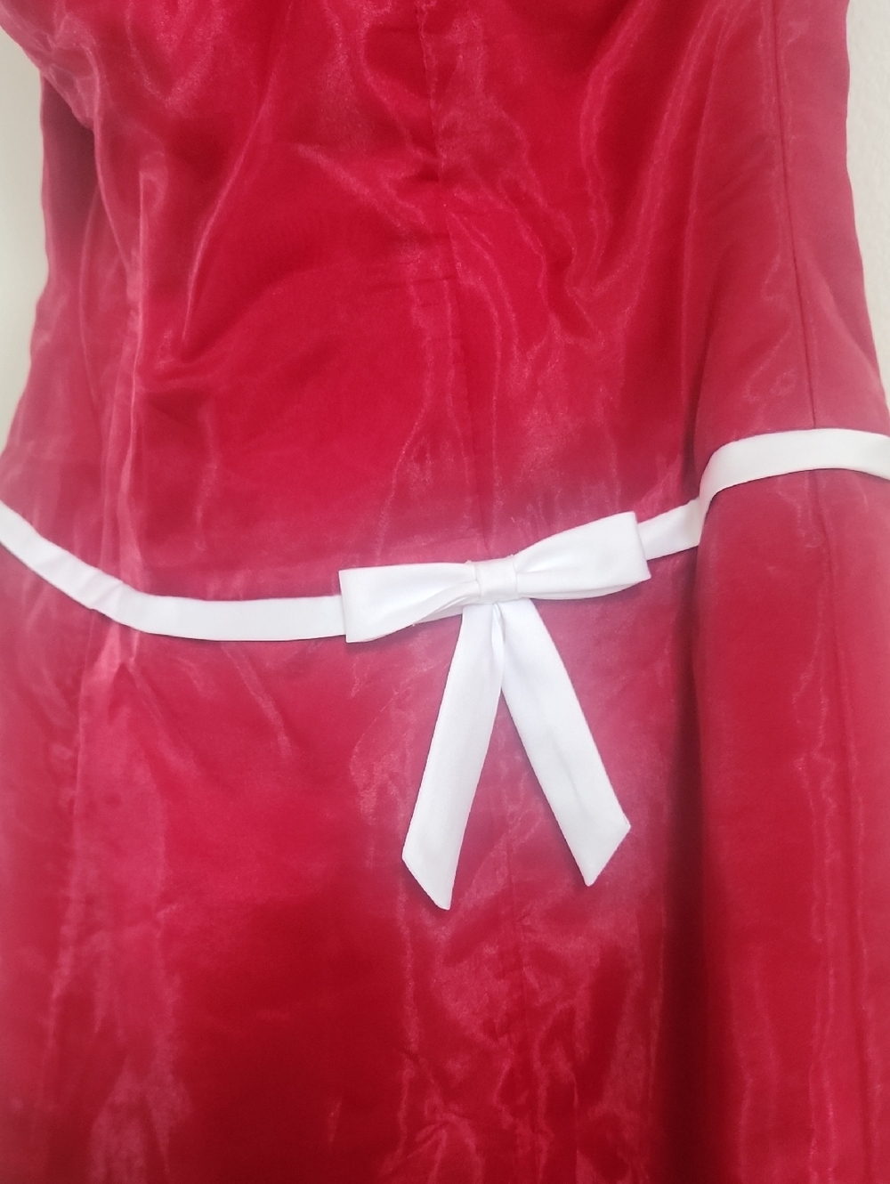 Pretty Maids Claret Strapless Dress with White Trim And Bow - Picture 2 of 8